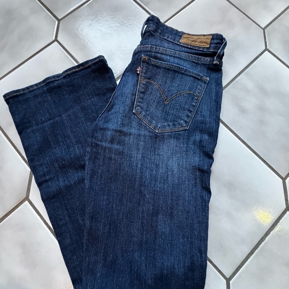 Levi’s Boot Cut - Dark Blue Denim Jeans